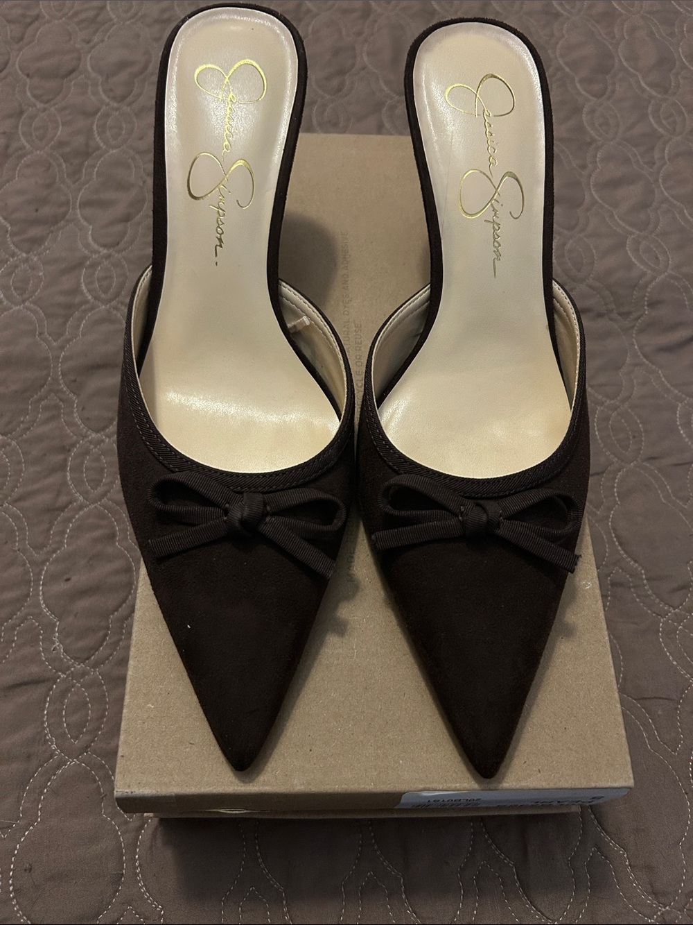 Jessica Simpson brown Pointed-Toe Bow Mules size 8 1/2